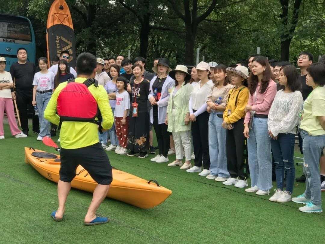 遠(yuǎn)程監(jiān)控,報(bào)警巡邏,清機(jī)加鈔,清分整點(diǎn),憑證寄庫,頭寸箱寄庫,商鋪安保,智能家居 遠(yuǎn)程監(jiān)控,報(bào)警巡邏,清機(jī)加鈔,清分整點(diǎn),憑證寄庫,頭寸箱寄庫,商鋪安保,智能家居