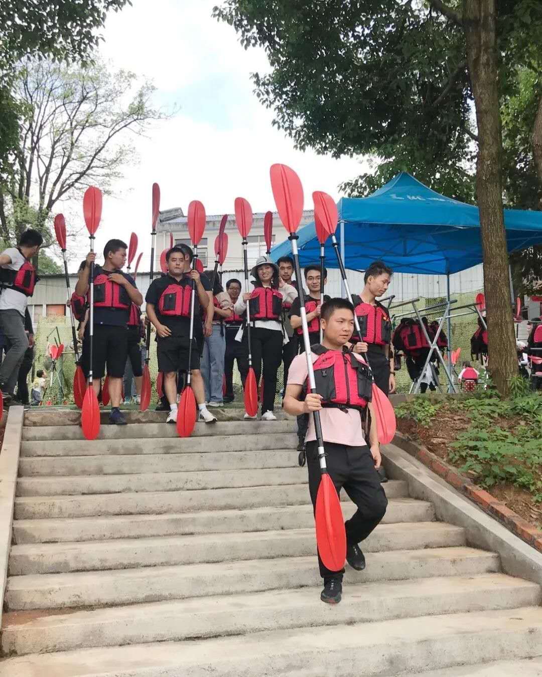 遠(yuǎn)程監(jiān)控,報(bào)警巡邏,清機(jī)加鈔,清分整點(diǎn),憑證寄庫,頭寸箱寄庫,商鋪安保,智能家居 遠(yuǎn)程監(jiān)控,報(bào)警巡邏,清機(jī)加鈔,清分整點(diǎn),憑證寄庫,頭寸箱寄庫,商鋪安保,智能家居