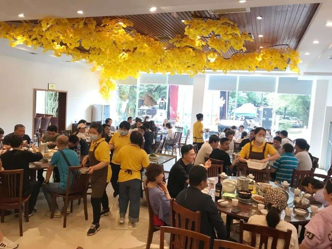 遠(yuǎn)程監(jiān)控,報(bào)警巡邏,清機(jī)加鈔,清分整點(diǎn),憑證寄庫,頭寸箱寄庫,商鋪安保,智能家居 遠(yuǎn)程監(jiān)控,報(bào)警巡邏,清機(jī)加鈔,清分整點(diǎn),憑證寄庫,頭寸箱寄庫,商鋪安保,智能家居