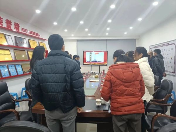 遠(yuǎn)程監(jiān)控,報(bào)警巡邏,清機(jī)加鈔,清分整點(diǎn),憑證寄庫(kù),頭寸箱寄庫(kù),商鋪安保,智能家居