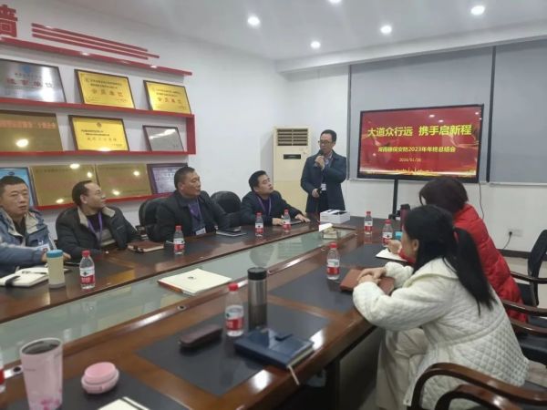 遠(yuǎn)程監(jiān)控,報(bào)警巡邏,清機(jī)加鈔,清分整點(diǎn),憑證寄庫(kù),頭寸箱寄庫(kù),商鋪安保,智能家居 遠(yuǎn)程監(jiān)控,報(bào)警巡邏,清機(jī)加鈔,清分整點(diǎn),憑證寄庫(kù),頭寸箱寄庫(kù),商鋪安保,智能家居