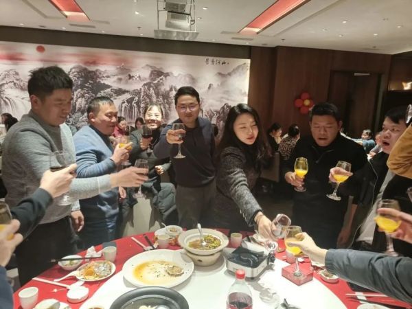 遠(yuǎn)程監(jiān)控,報(bào)警巡邏,清機(jī)加鈔,清分整點(diǎn),憑證寄庫(kù),頭寸箱寄庫(kù),商鋪安保,智能家居